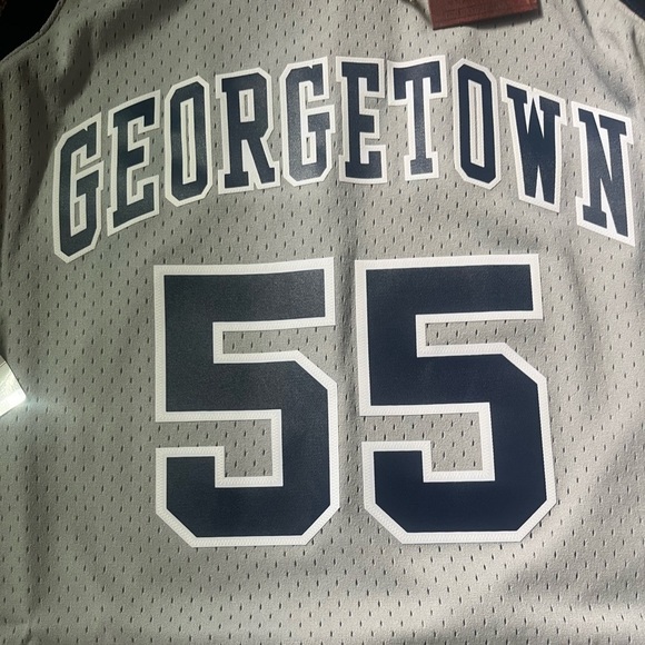 Georgetown University Dikembe Mutombo 90-91 Jersey - Picture 3 of 7